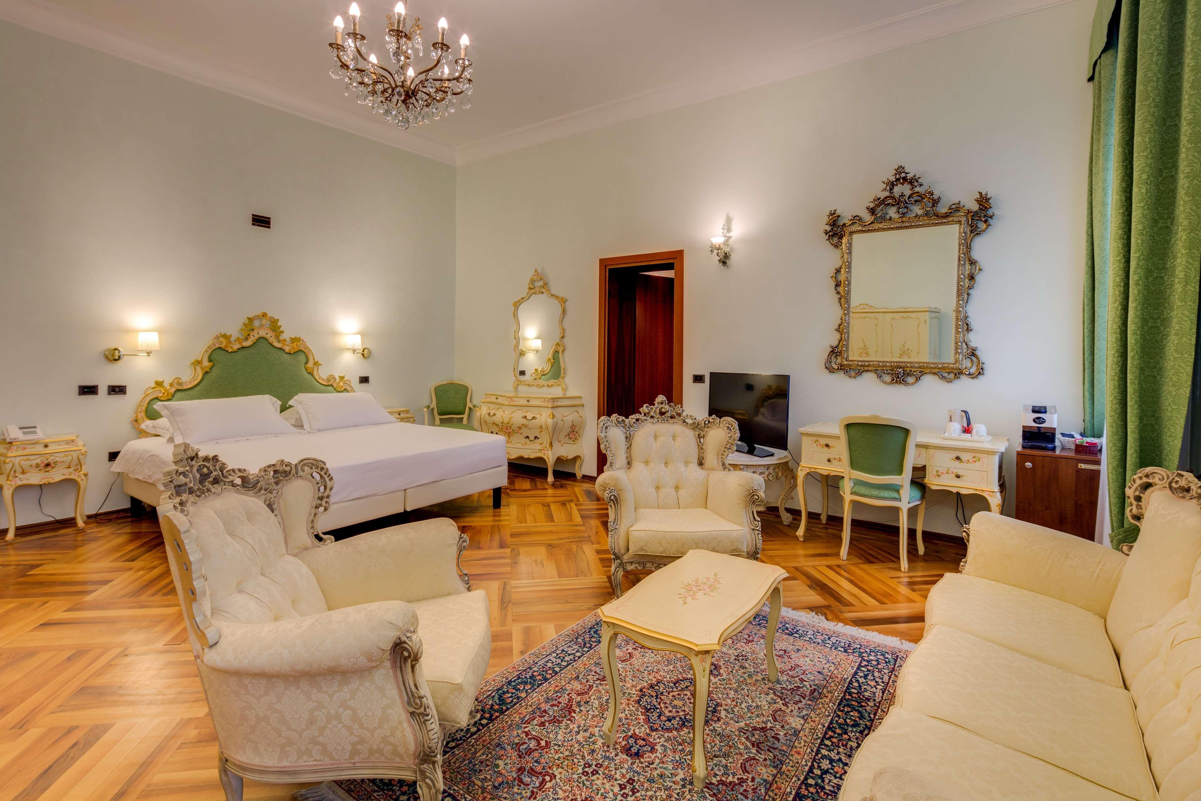 Best Western Plus Hotel Villa Tacchi Gazzo  Eksteriør billede